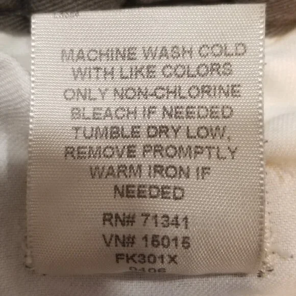 Ladies' L.L. Bean Cropped Chinos, Size 12 R, EUC - Picture 8 of 8